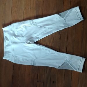 White Lululemon Forget The Sweat Leggings *21", Size 6